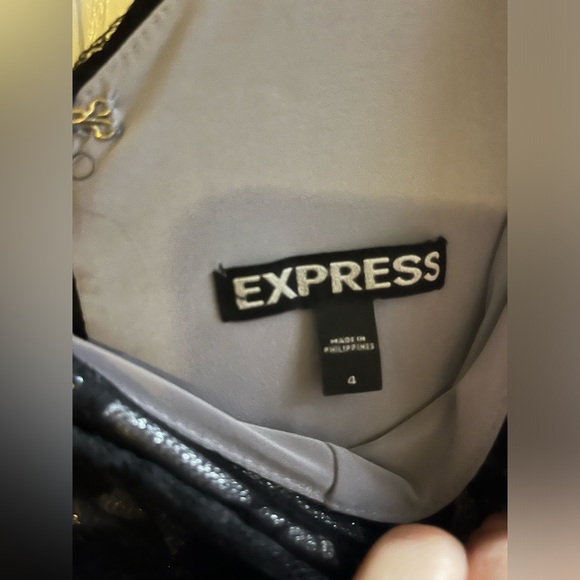 Express mini dress - Picture 3 of 3